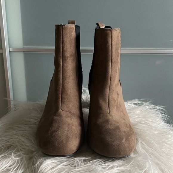 Brown Suede Heeled Primark Booties. - Picture 2 of 5
